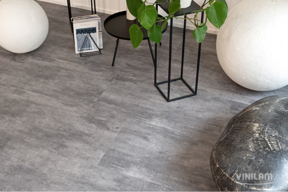 Кварц-винил Vinilam Ceramo Stone 71616 Цемент Серый