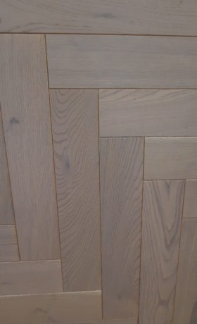 Инженерная доска Kraft Parkett Английская елка 910 Дуб Рустик лак